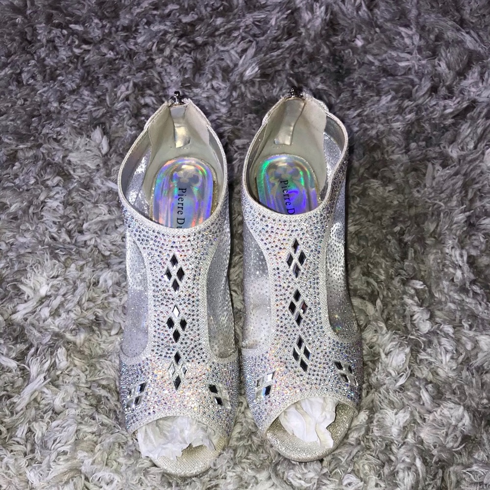 Pierre Dumas Sparkle Pumps